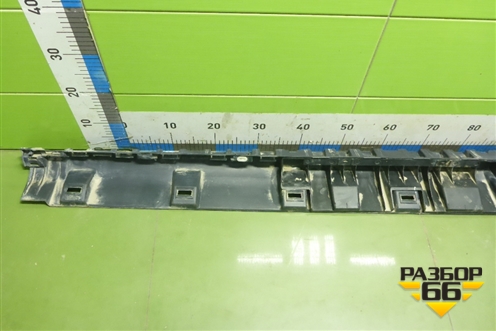 Накладка на порог наружная правая (768506956R) для Renault Duster I с 2010-2021г (Дастер)