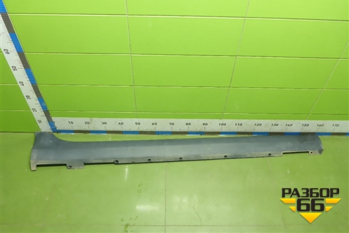 Накладка на порог наружная правая (Cross) (8450021080) для VAZ XRAY с 2016г (Хрэй)