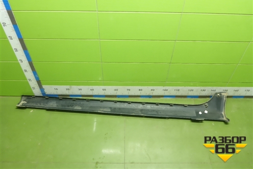 Накладка на порог наружная правая (Cross) (8450021080) для VAZ XRAY с 2016г (Хрэй)