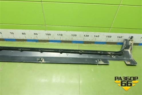 Накладка на порог наружная левая (после 2023г) (8890342611) для Geely Coolray с 2019-2025г (Кулрей)