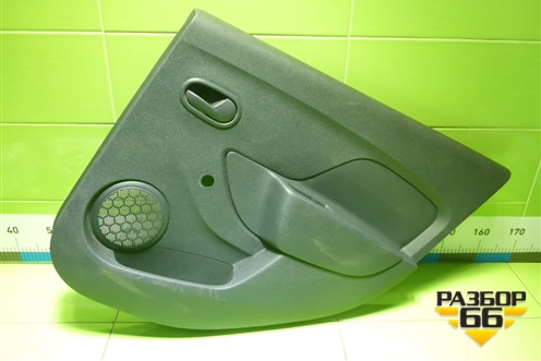 Обшивка двери задней правой под механику (809086151R) для Renault Sandero с 2013-2022г (Сандеро)