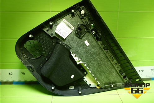 Обшивка двери задней левой под электрику (лифтбек) (5E5867023Q) для Skoda Octavia (A7) с 2013г (Октавия)