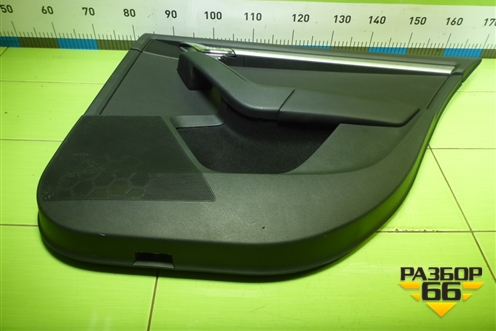 Обшивка двери задней правой под электрику (лифтбек) (5E5867024Q) для Skoda Octavia (A7) с 2013г (Октавия)