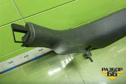 Обшивка стойки задняя нижняя правая (лифтбек) (5E5867766B) для Skoda Octavia (A7) с 2013г (Октавия)