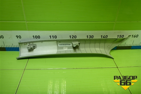 Обшивка стойки лобового стекла правая (5E0867234) для Skoda Octavia (A7) с 2013г (Октавия)