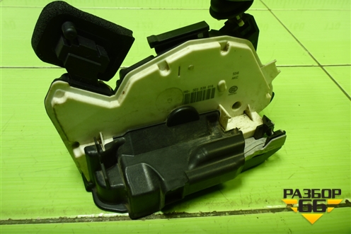 Замок двери задней правой (5E0839016) для Skoda Octavia (A7) с 2013г (Октавия)