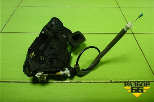 Замок двери передней левой (5E1837015) для Skoda Octavia (A7) с 2013г (Октавия)