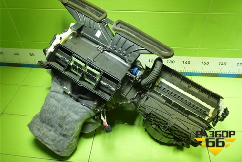 Корпус отопителя (5Q1816005AD) для Skoda Octavia (A7) с 2013г (Октавия)