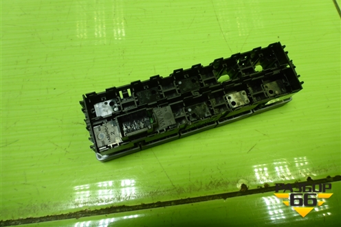 Кнопка центрального замка для Skoda Octavia (A7) с 2013г (Октавия)