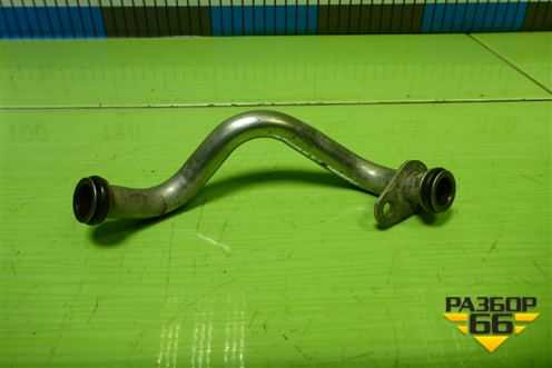 Трубка масляная (1.4л CZD на турбину) (04E145735C) для Skoda Octavia (A7) с 2013г (Октавия)