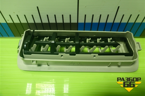 Дефлектор воздушный (на обшивку потолка) (636100E030) для Toyota Highlander с 2019-2025г (Хайлендер)