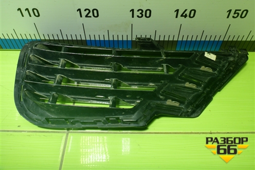 Решетка в передний бампер левая (после 2015г) (7P6853665G) для Volkswagen Touareg с 2010-2018г (Туарег)