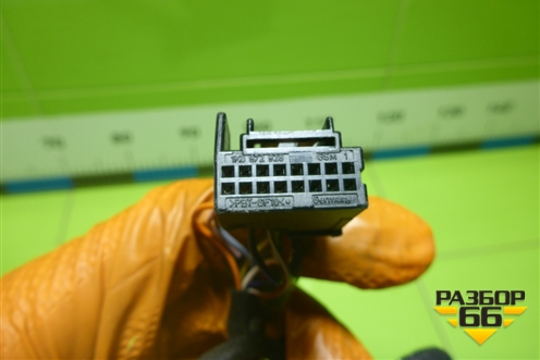 Зеркало правое электрическое (9 контактов,после 2014г) (5L0857934) для Skoda Yeti с 2009г (Етти)