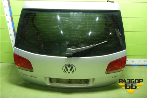 Дверь багажника со стеклом для Volkswagen Touareg c 2002-2010г (Туарег)