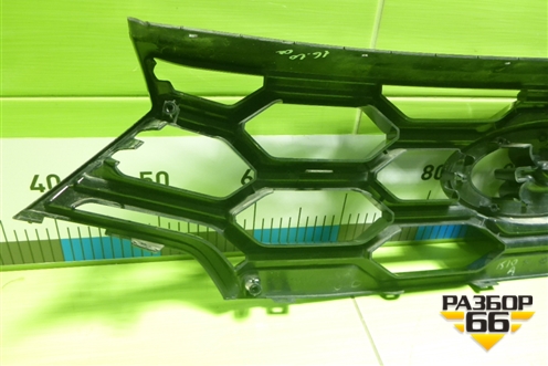 Решетка радиатора (после 2022г Cross) (8450041563) для VAZ Vesta/Веста с 2015г