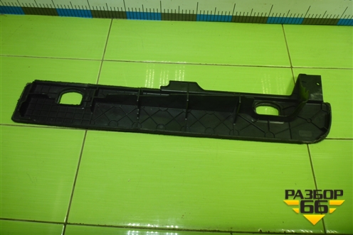 Пол багажника (правый) (7L6863528K) для Volkswagen Touareg c 2002-2010г (Туарег)