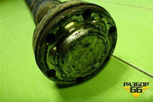 Вал карданный задний (7L6521102F) для Volkswagen Touareg c 2002-2010г (Туарег)