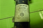 Амортизатор передний правый (7L6413032) для Volkswagen Touareg c 2002-2010г (Туарег)