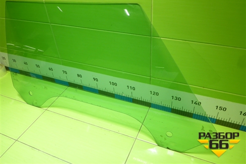 Стекло двери передней правой (3-х дверный кузов не оригинал) для Mini Cooper R50/52/53 (Купер)