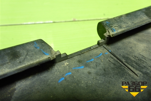 Кронштейн переднего бампера (7L6807699B) для Volkswagen Touareg c 2002-2010г (Туарег)