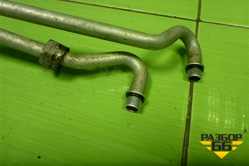 Трубки охлаждения КПП (7L0317822 7L0317821) для Volkswagen Touareg c 2002-2010г (Туарег)