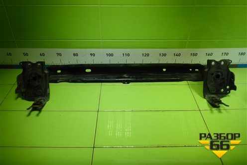 Усилитель переднего бампера (7L0807109E) для Volkswagen Touareg c 2002-2010г (Туарег)