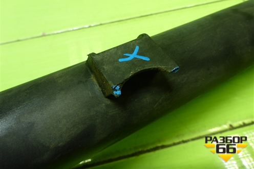 Патрубок интеркулера пластиковый (7L6145795A) для Volkswagen Touareg c 2002-2010г (Туарег)