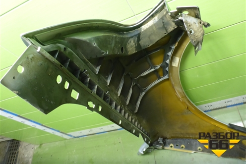 Крыло переднее левое (до 2006г) (7L6821208C) для Volkswagen Touareg c 2002-2010г (Туарег)