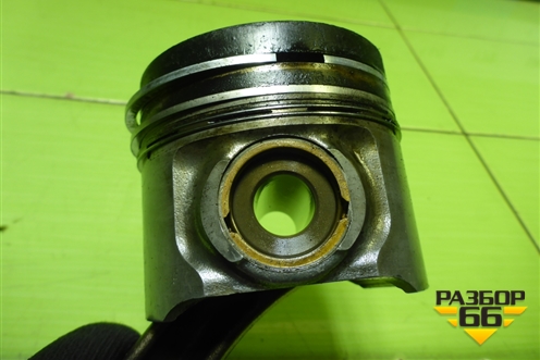 Поршень с шатуном (2.5л BAC) для Volkswagen Touareg c 2002-2010г (Туарег)