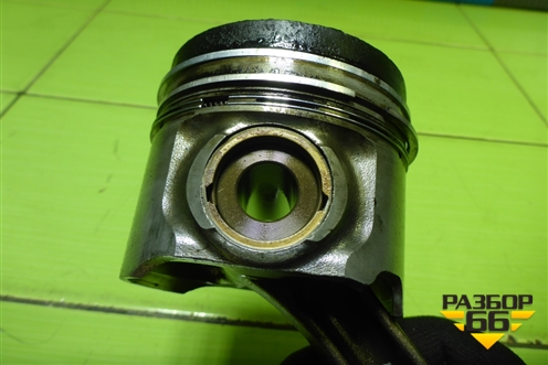 Поршень с шатуном (2.5л BAC) для Volkswagen Touareg c 2002-2010г (Туарег)