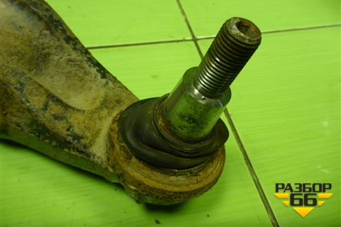 Рычаг передний левый нижний (дубликат) для Volkswagen Touareg c 2002-2010г (Туарег)