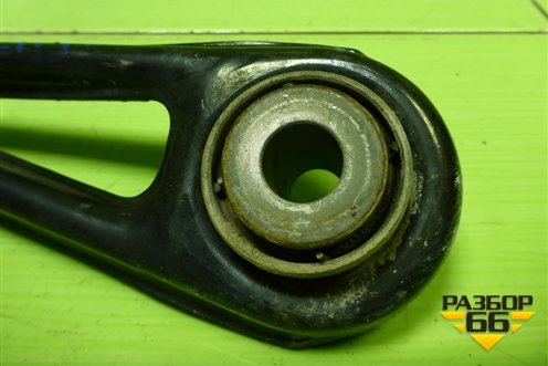 Рычаг задний поперечный (7L8501529A) для Volkswagen Touareg c 2002-2010г (Туарег)