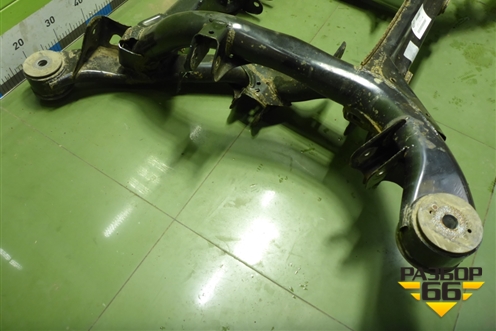 Балка задняя (7L0500041) для Volkswagen Touareg c 2002-2010г (Туарег)