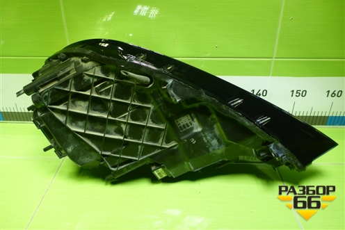 Фара правая (после 2015г ксенон без блока и лампы AFS) (7P1941034A) для Volkswagen Touareg с 2010-2018г (Туарег)