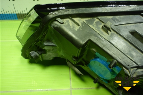 Фара правая (после 2015г ксенон без блока и лампы AFS) (7P1941034A) для Volkswagen Touareg с 2010-2018г (Туарег)