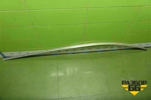 Молдинг крыши левый (над дверями) для Volkswagen Touareg c 2002-2010г (Туарег)