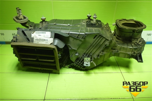 Корпус отопителя (7L0820005EA) для Volkswagen Touareg c 2002-2010г (Туарег)