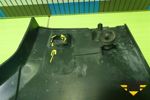 Накладка моторного отсека правая (5006712DD01) для Hongqi HS5 с 2024г