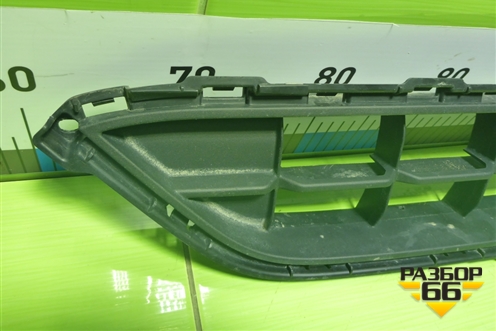 Решетка в передний бампер центральная (602003019AA) для Jaecoo J8 c 2024г (Джей8)