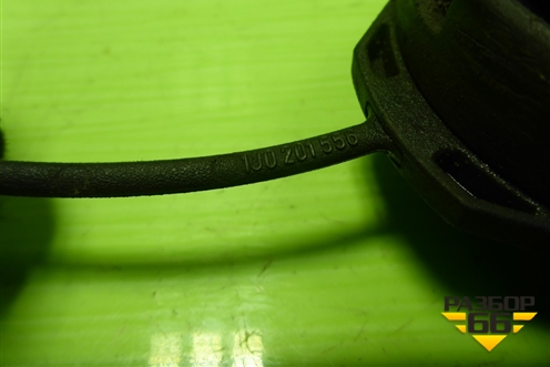 Крышка топливного бака (1J0201556) для Volkswagen Touareg c 2002-2010г (Туарег)