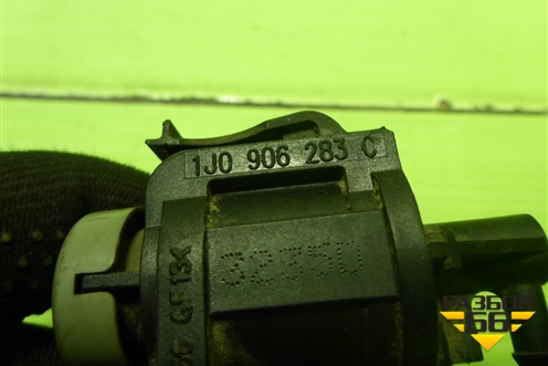 Клапан электромагнитный (1J0906283C) для Volkswagen Touareg c 2002-2010г (Туарег)