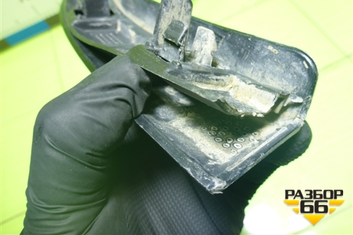 Накладка переднего крыла правого (4M0853718K) для Audi Q7 c 2015г (Ку 7)