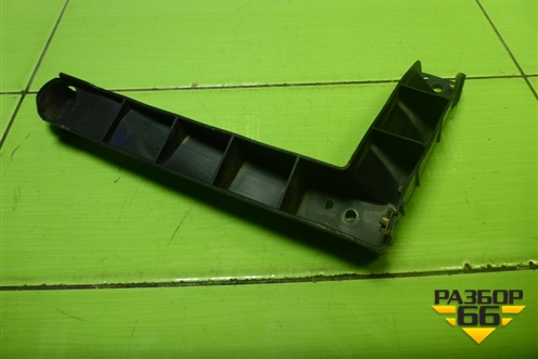 Кронштейн заднего бампера левый (под фонарь) (7L6807861) для Volkswagen Touareg c 2002-2010г (Туарег)