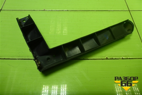 Кронштейн заднего бампера правый (под фонарь) (7L6807862) для Volkswagen Touareg c 2002-2010г (Туарег)