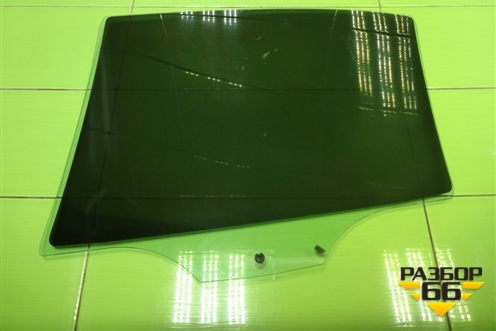 Стекло двери задней правой (лифтбек) для Skoda Octavia (A7) с 2013г (Октавия)