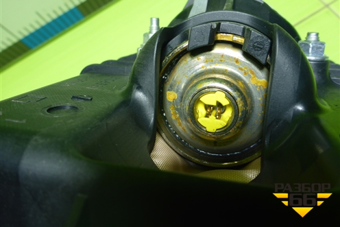 Подушка безопасности пассажирская в торпедо для Mercedes Benz C-Klass W204 с 2007-2014г (Ц)