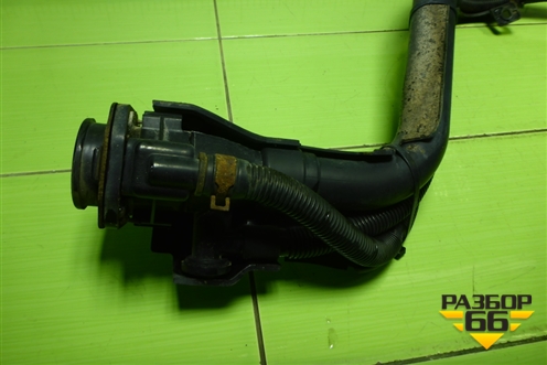 Горловина топливного бака (хетчбэк) для Hyundai Solaris с 2010-2016г (Солярис)