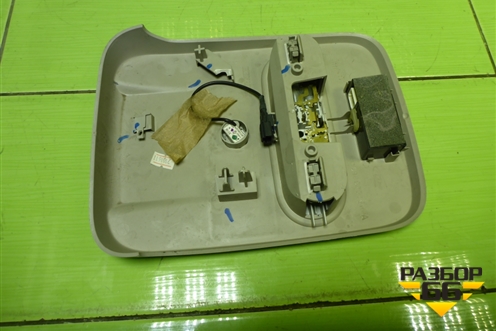 Плафон салонный передний (969802025R) для Nissan Terrano с 2014г (Терано)