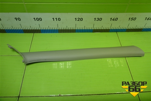 Обшивка стойки лобового стекла правая (8200732333) для Nissan Terrano с 2014г (Терано)