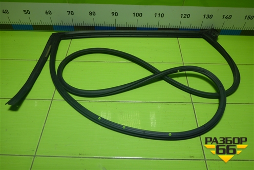 Уплотнитель двери задней левой (на дверь) (J686207110) для Chery Tiggo 4 Pro с 2020-2025г (Тиго 4 Про)